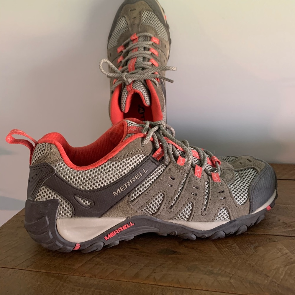 Women’s Merrell hiking shoes